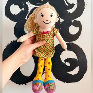 Vintage 2001 Groovy Girls “Sesilia” Plush Doll – Y2K Collectible